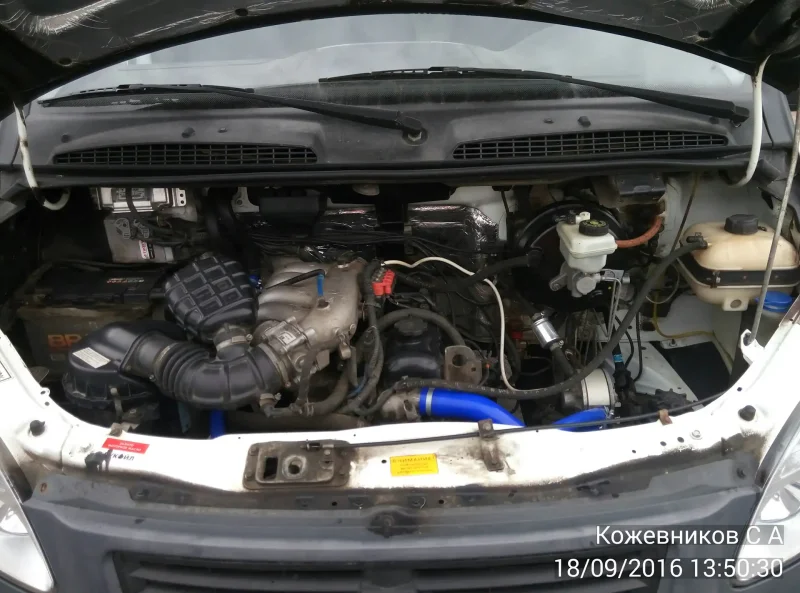 Подкапотка Газель 405