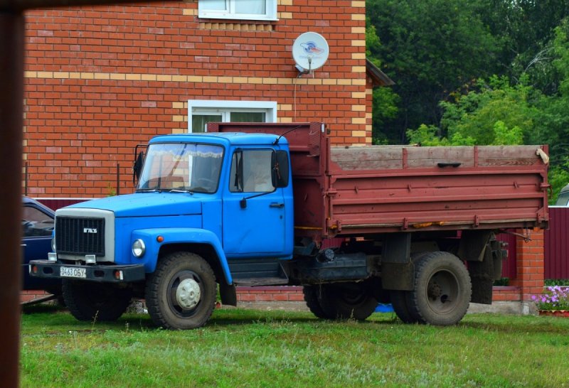 ГАЗ 3307 САЗ 3507 самосвал