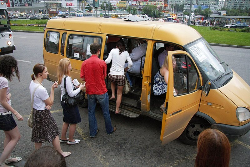 Полный автобус