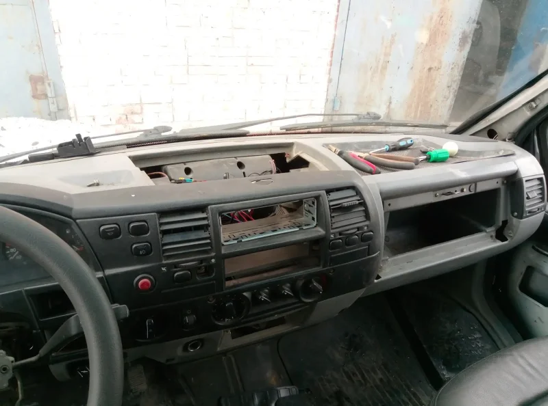 ГАЗ 3302 салон руль