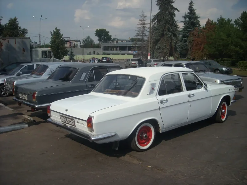 Волга 2140