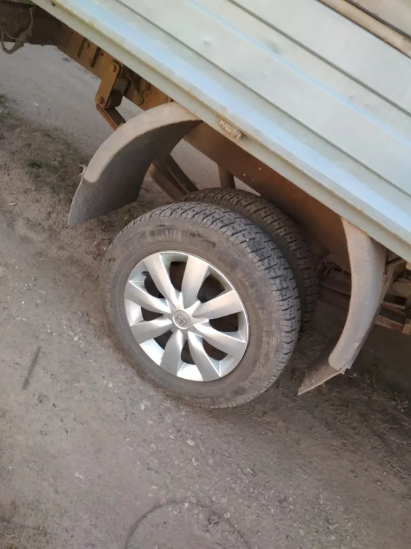Заводские колпаки на Газель