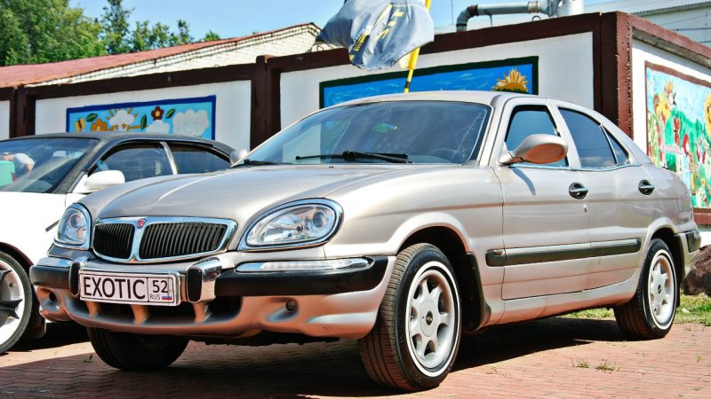 ГАЗ-3111 легковой автомобиль