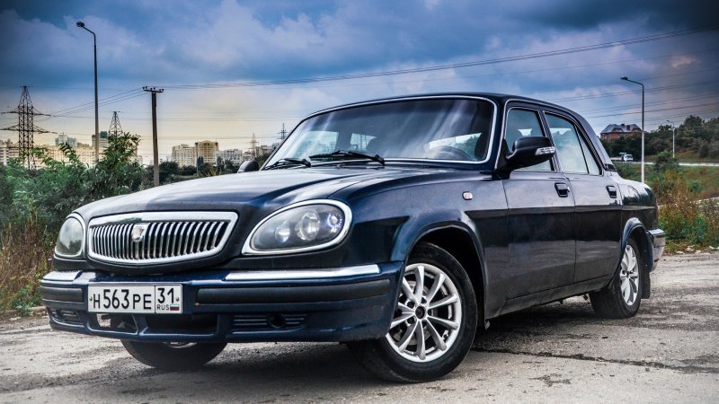 Автомобиль Волга ГАЗ 31105