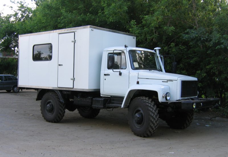 ГАЗ 3308 И 3307