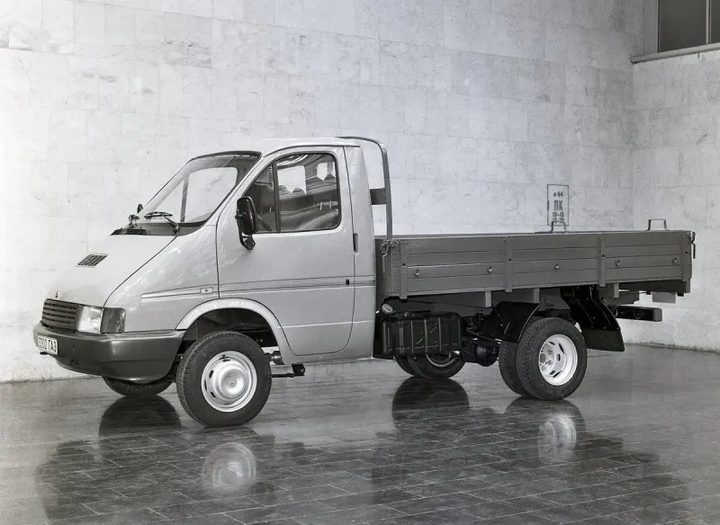 Бортовой автомобиль ГАЗ «Газель» 3302
