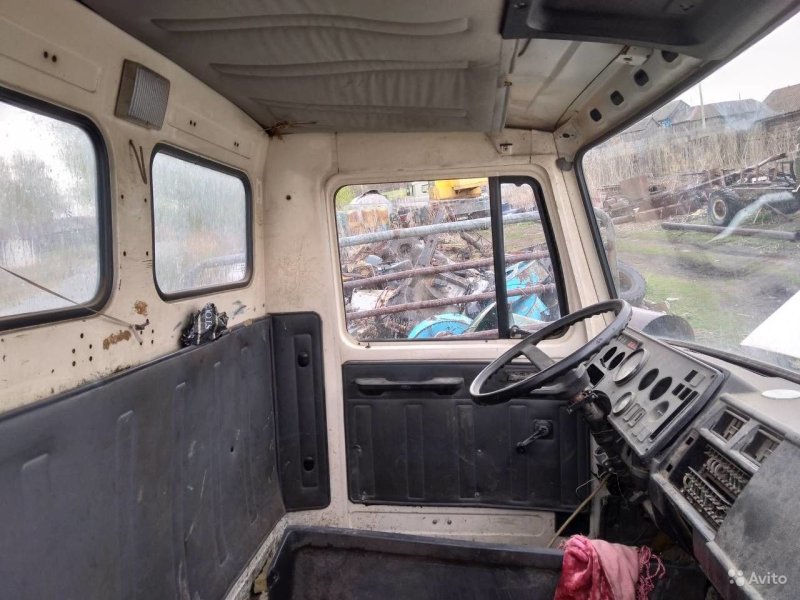 Gaz 3307 кабина