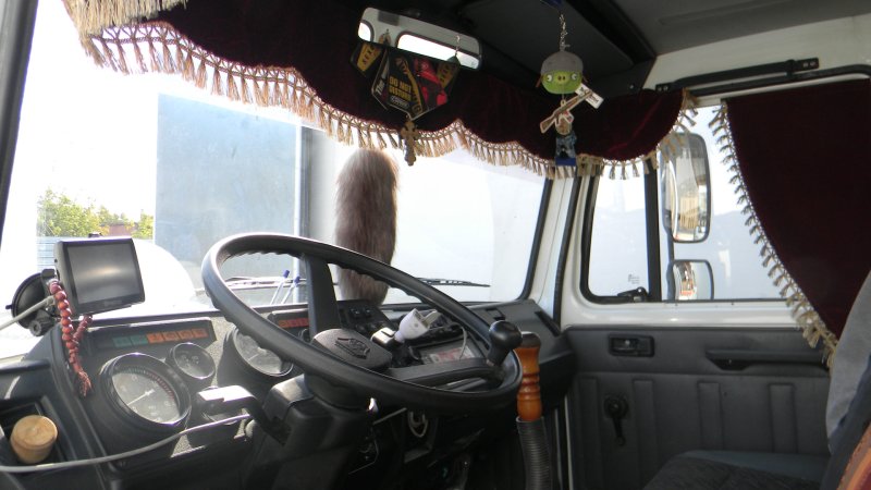 ГАЗ 3309 салон