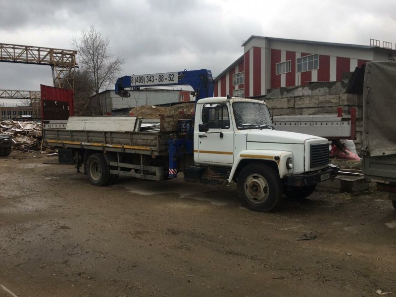 ГАЗ 3307 желтый