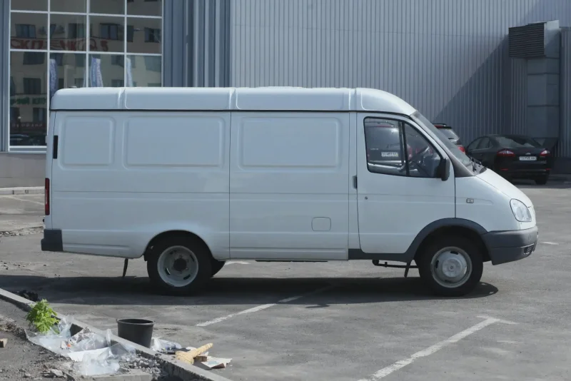 Грузовой фургон цельнометаллический ГАЗ-2705