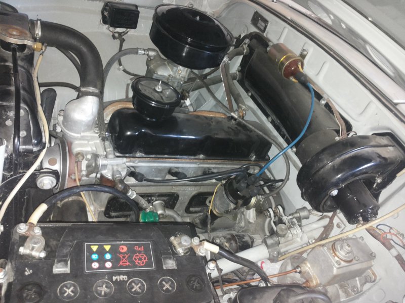 ГАЗ 53 открытый капот