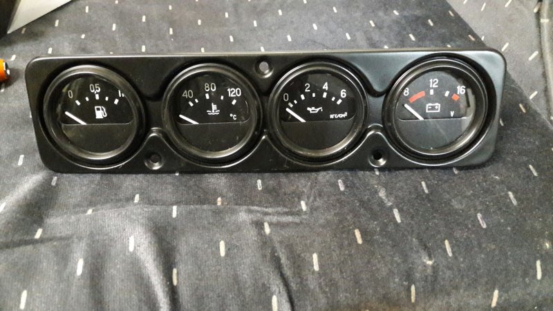 Автомобиль ГАЗ 3309 салон