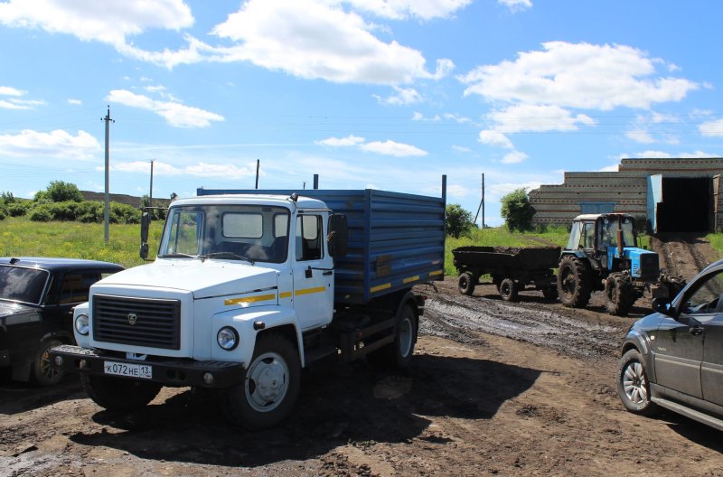 ГАЗ САЗ 3305