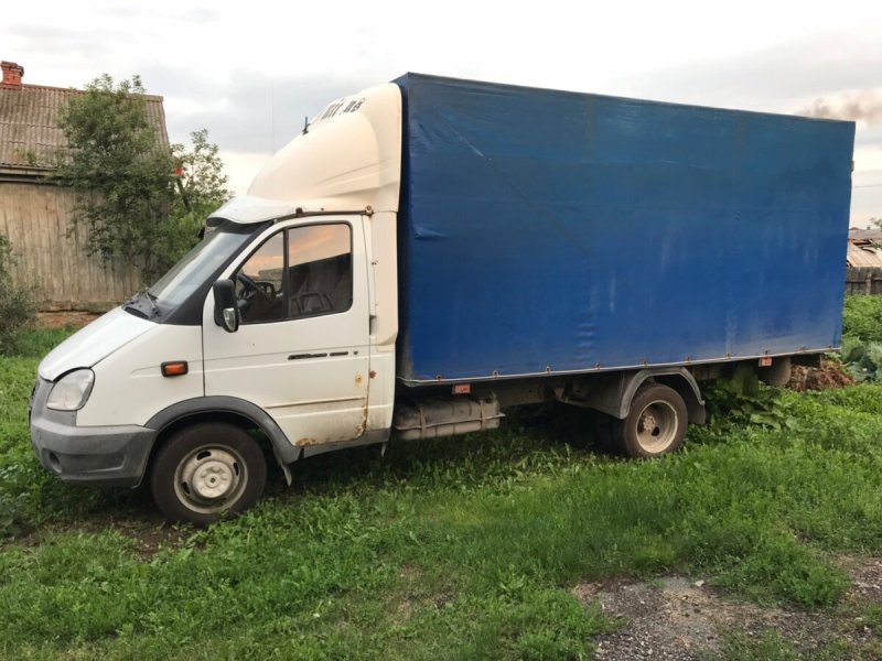 Грузовик ГАЗ 3310 Валдай
