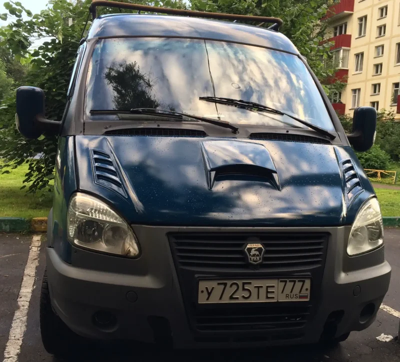 Полоса на лобовое стекло Газель Некст