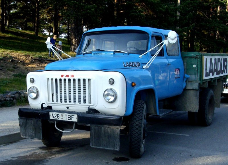 ГАЗ - 52 - 01 бортовой