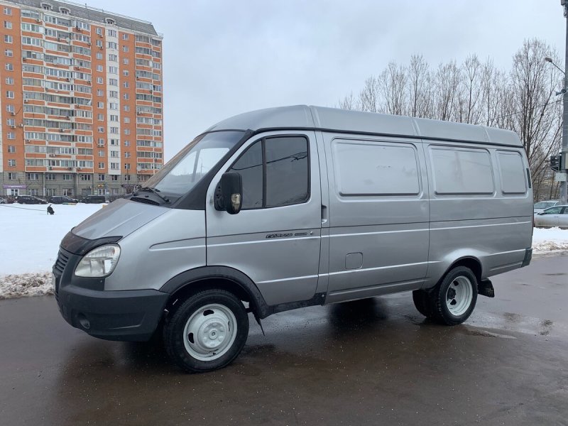 ГАЗ Газель 2705 серебристая