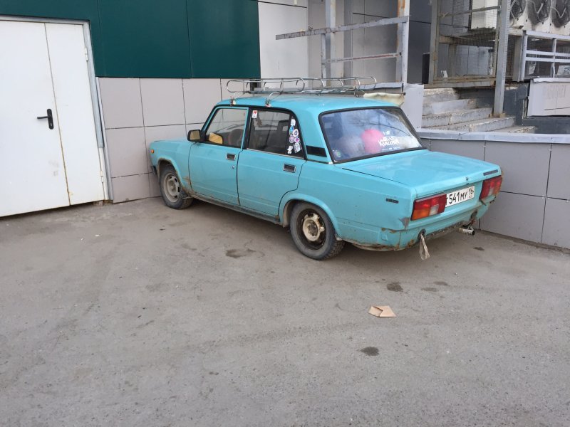 ГАЗ 21057