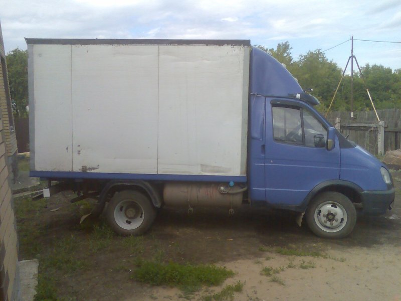 ГАЗ 3302 сбоку