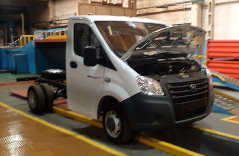 Фото ГАЗ-a31r22 2,5 тонны