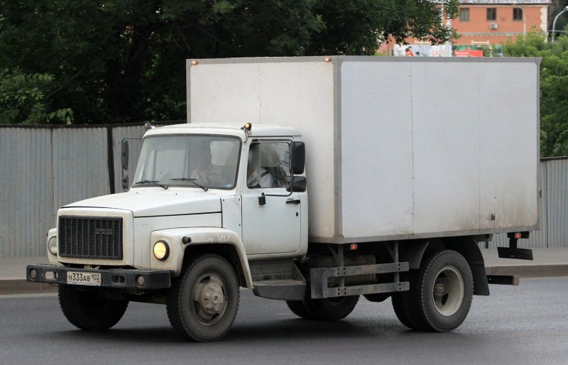 ГАЗ 3309 сзади