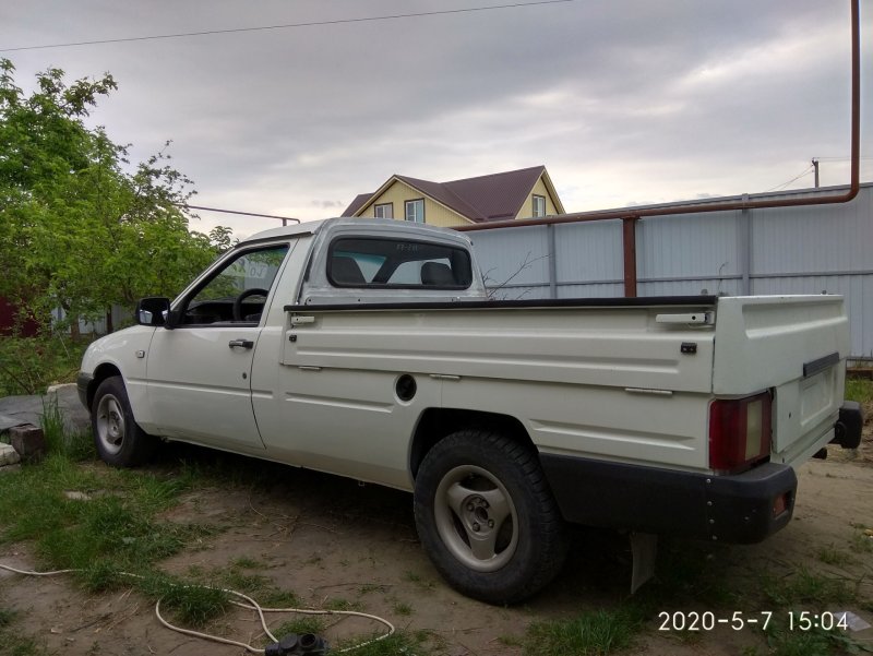 Заднее стекло ИЖ 2717