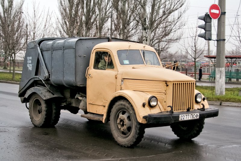 ГАЗ-м21 Волга зелёная липа