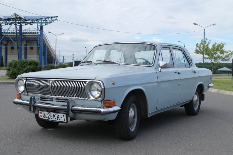 ГАЗ 24 серая