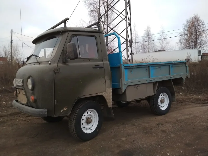 Новый грузовой УАЗ удлиненный 3303