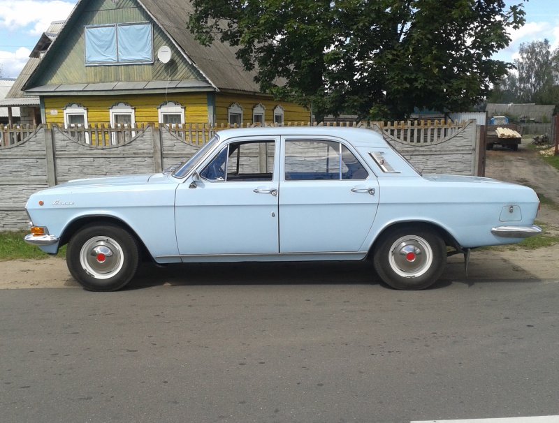 ГАЗ 2410 сбоку