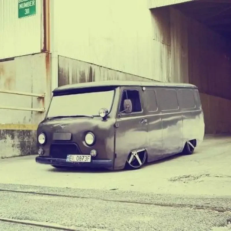 Заниженный автобус