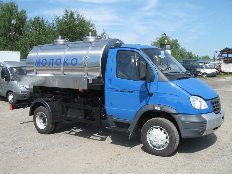 Специальный автомобиль оперативно-служебный Валдай ГАЗ 33106