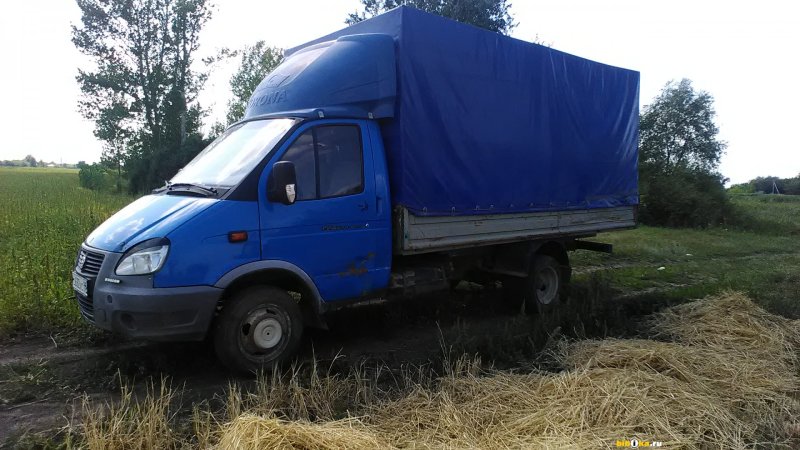ГАЗ-330252 грузовой с бортовой
