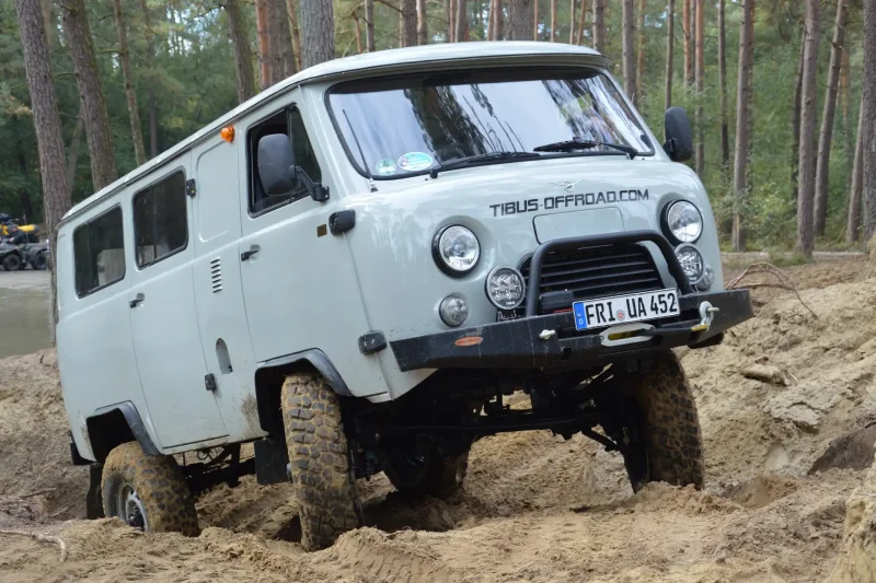 УАЗ Буханка Tibus