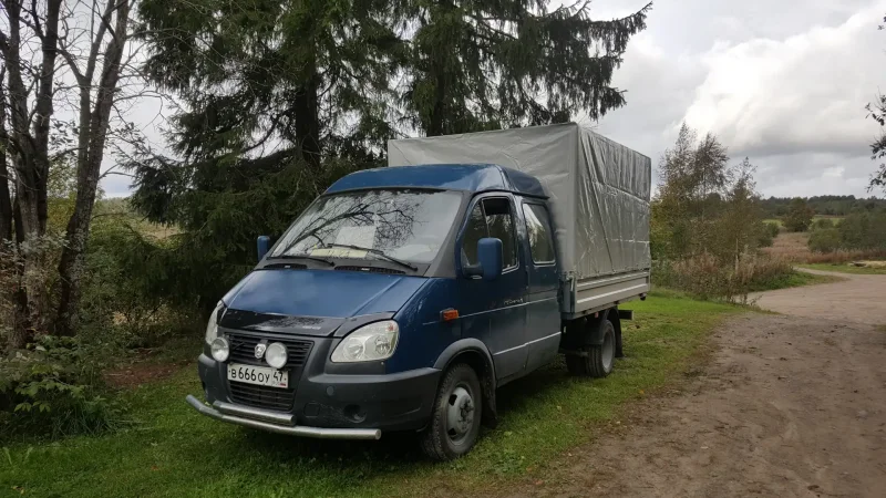 ГАЗ Газель 3302 белая