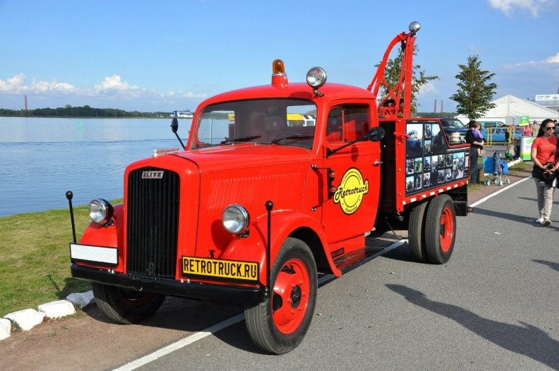 Автобус ГАЗ 0330
