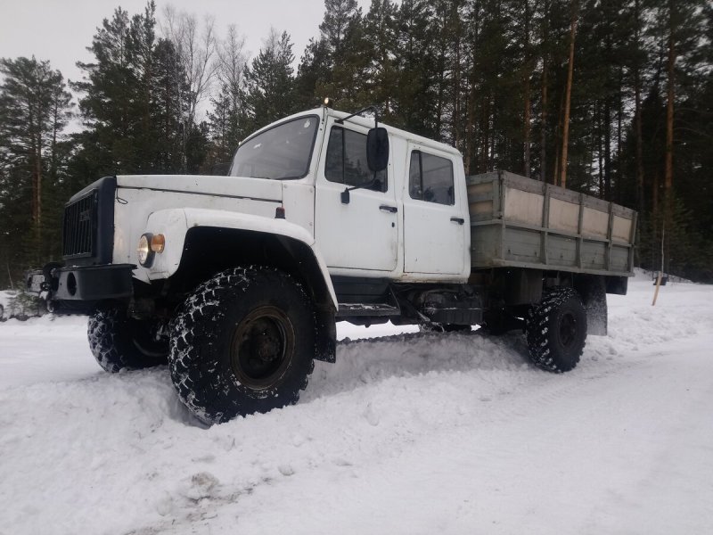 ГАЗ 3325 Егерь