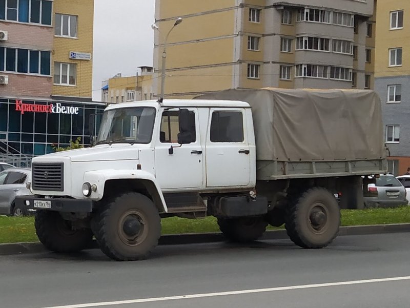 ГАЗ 3308 Егерь