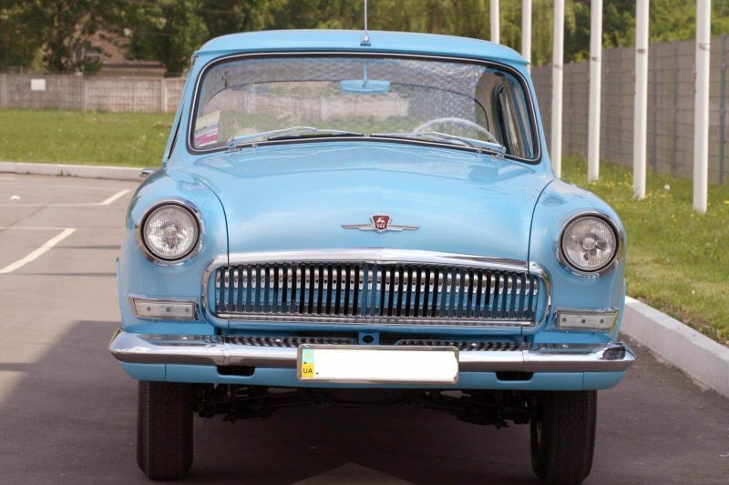 Волга ГАЗ 21 вид спереди