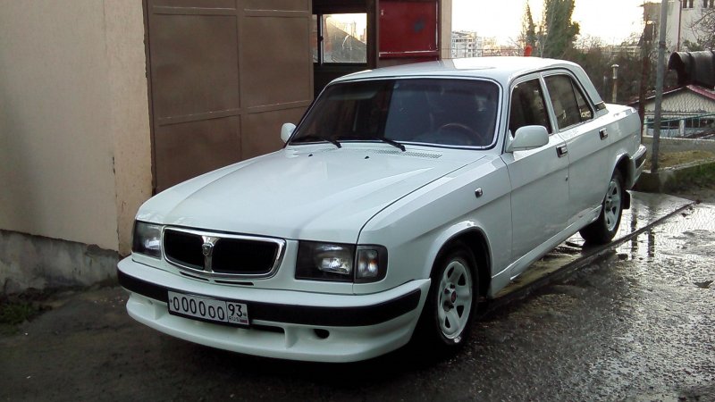 Волга ГАЗ 31105 2002