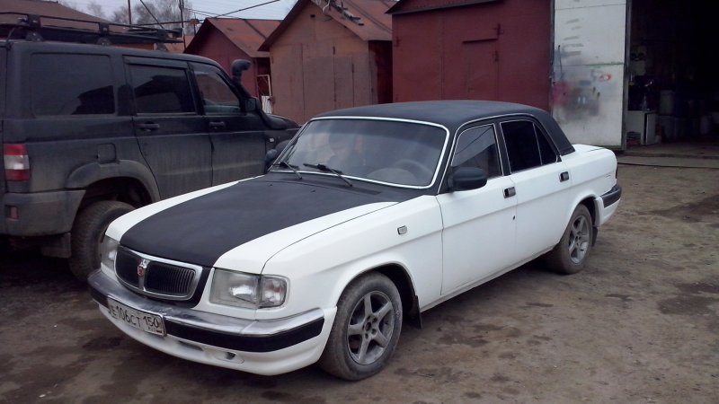 ГАЗ 3110 черная крыша