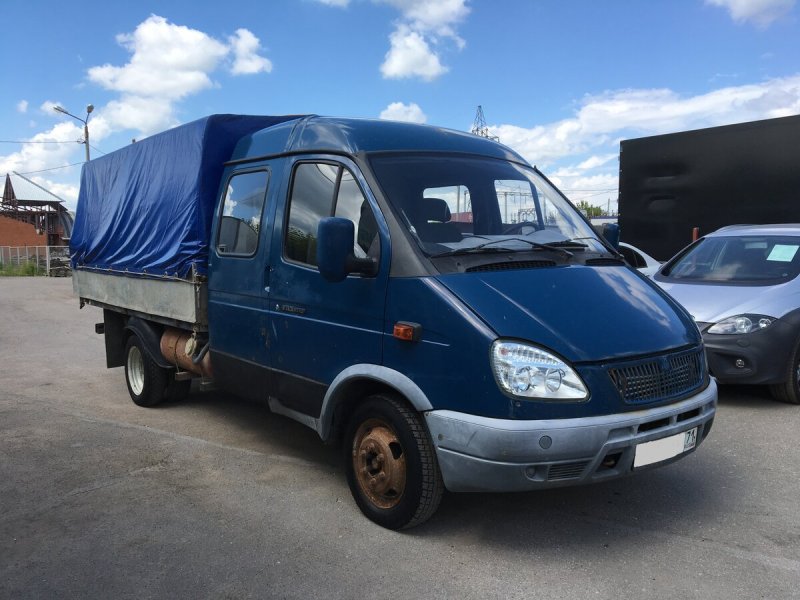 Машина ГАЗ 33023