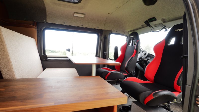 ГАЗ Соболь 4х4 автодом салон