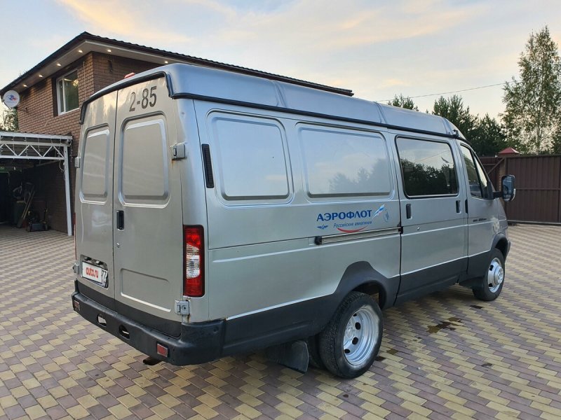 Грузовой фургон цельнометаллический ГАЗ-2705