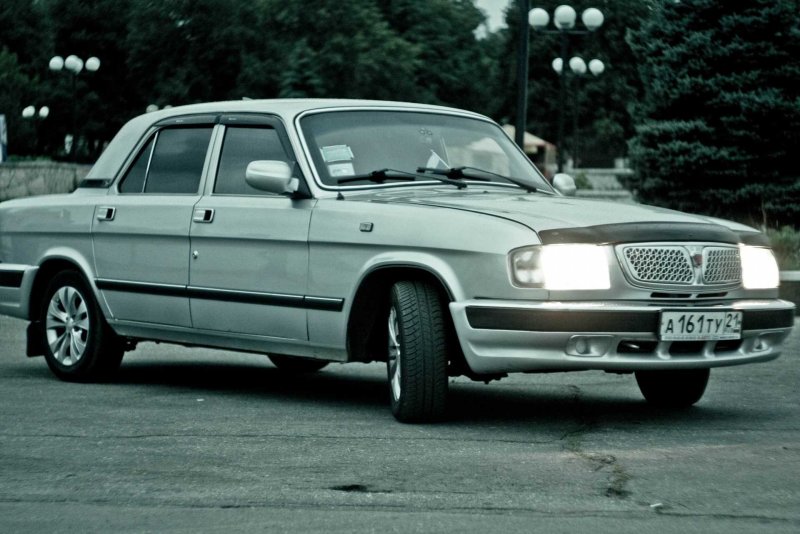 Волга ГАЗ 3110