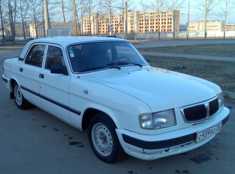 Автомобиль Волга 3110