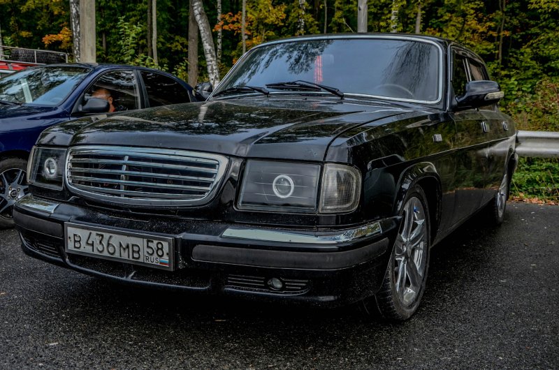 Машина Волга ГАЗ 3110