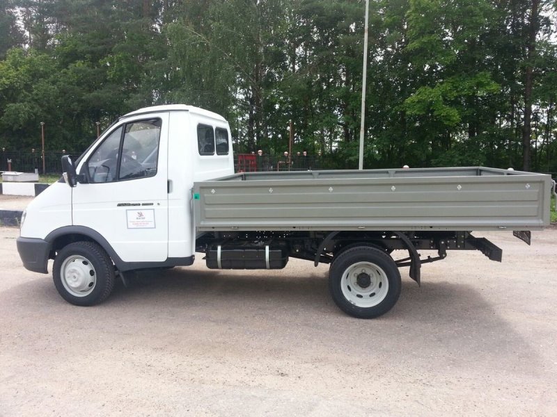 ГАЗ-3302 Газель бизнес борт