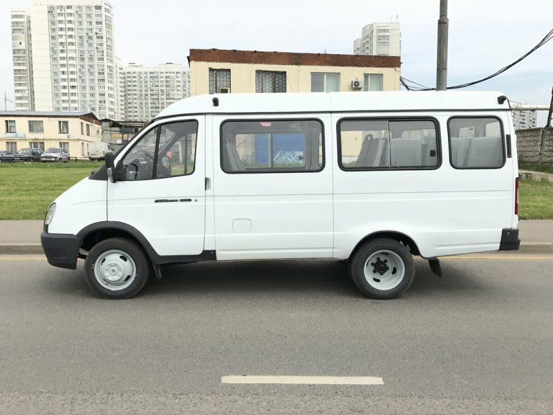 ГАЗ 3221 сбоку