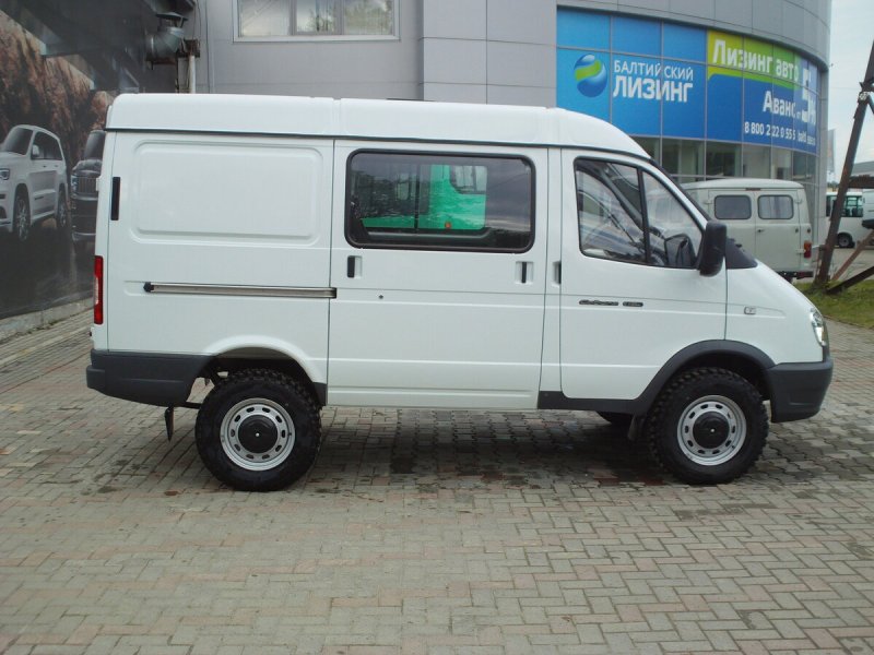 ГАЗ 2752 белый